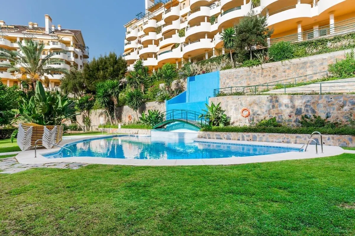 Amazing Apartment With Sea View In Puerto Banus Marbella