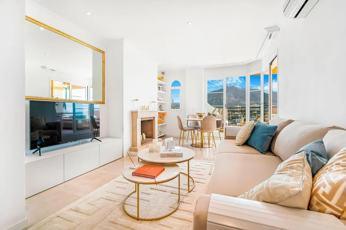 Amazing Apartment With Sea View In Puerto Banus Marbella
