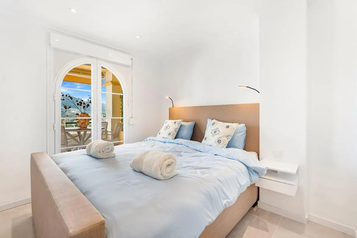 Amazing Apartment With Sea View In Puerto Banus Marbella Spain